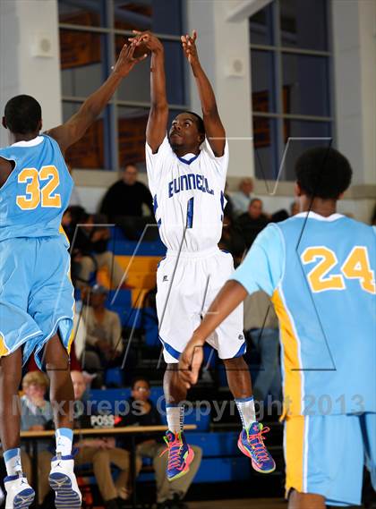 Thumbnail 2 in Bunnell vs Kolbe Cathedral (SWC Semifinal) photogallery.