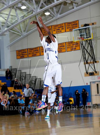 Thumbnail 2 in Bunnell vs Kolbe Cathedral (SWC Semifinal) photogallery.