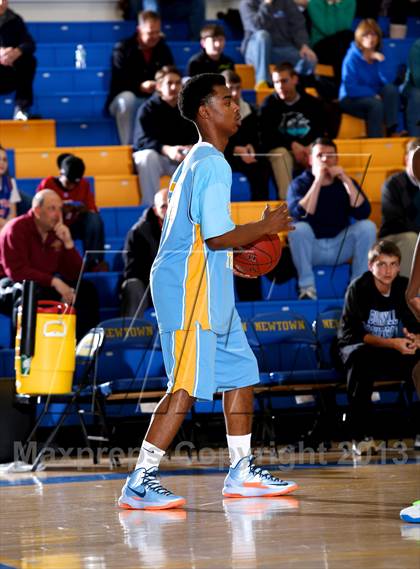 Thumbnail 2 in Bunnell vs Kolbe Cathedral (SWC Semifinal) photogallery.