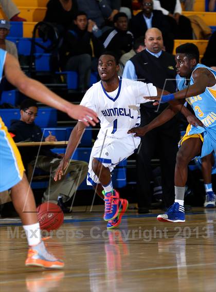 Thumbnail 1 in Bunnell vs Kolbe Cathedral (SWC Semifinal) photogallery.