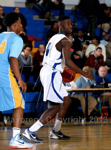 Thumbnail 3 in Bunnell vs Kolbe Cathedral (SWC Semifinal) photogallery.
