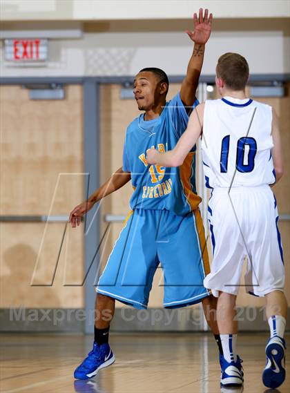 Thumbnail 2 in Bunnell vs Kolbe Cathedral (SWC Semifinal) photogallery.