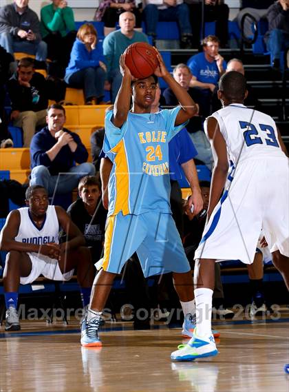 Thumbnail 3 in Bunnell vs Kolbe Cathedral (SWC Semifinal) photogallery.
