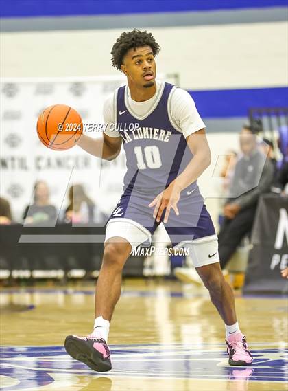 Thumbnail 3 in IMG Academy vs. LA Lumiere (5 for the Fight National Hoopfest) photogallery.