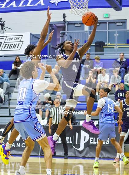 Thumbnail 3 in IMG Academy vs. LA Lumiere (5 for the Fight National Hoopfest) photogallery.