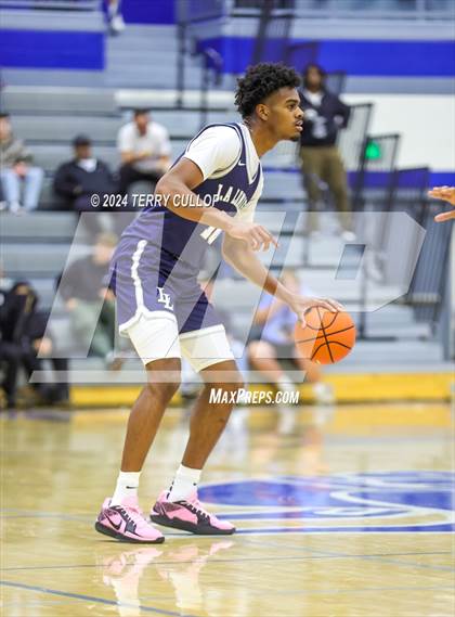 Thumbnail 2 in IMG Academy vs. LA Lumiere (5 for the Fight National Hoopfest) photogallery.
