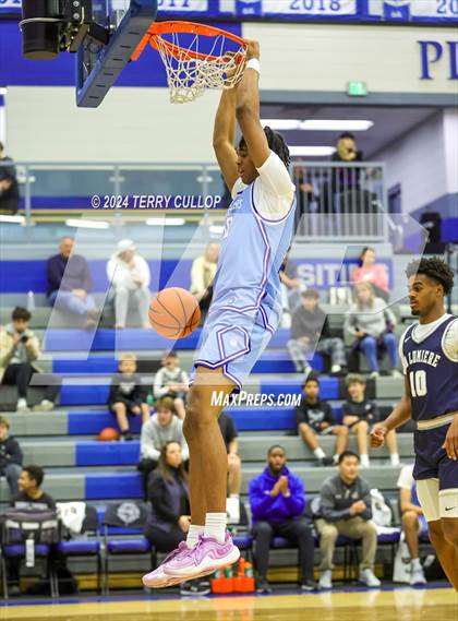 Thumbnail 2 in IMG Academy vs. LA Lumiere (5 for the Fight National Hoopfest) photogallery.