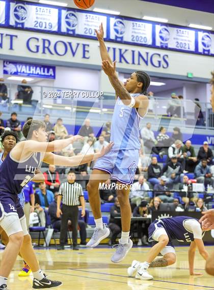 Thumbnail 1 in IMG Academy vs. LA Lumiere (5 for the Fight National Hoopfest) photogallery.