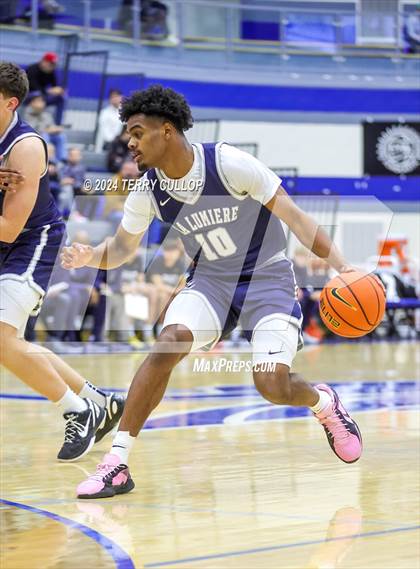 Thumbnail 1 in IMG Academy vs. LA Lumiere (5 for the Fight National Hoopfest) photogallery.