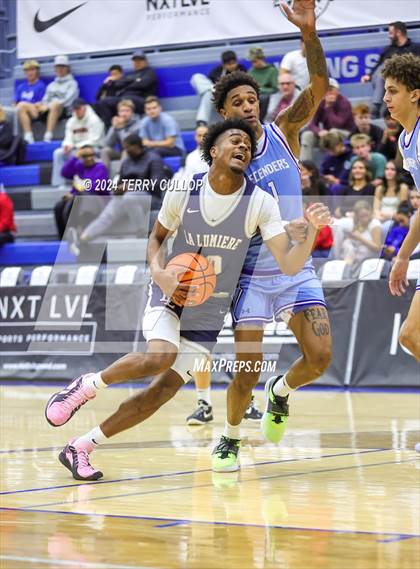 Thumbnail 2 in IMG Academy vs. LA Lumiere (5 for the Fight National Hoopfest) photogallery.