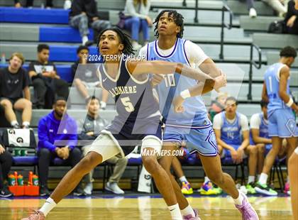 Thumbnail 3 in IMG Academy vs. LA Lumiere (5 for the Fight National Hoopfest) photogallery.