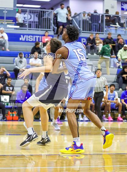 Thumbnail 3 in IMG Academy vs. LA Lumiere (5 for the Fight National Hoopfest) photogallery.