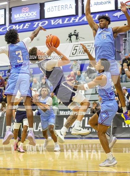 Thumbnail 3 in IMG Academy vs. LA Lumiere (5 for the Fight National Hoopfest) photogallery.