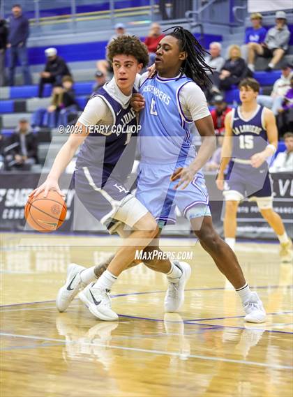 Thumbnail 2 in IMG Academy vs. LA Lumiere (5 for the Fight National Hoopfest) photogallery.