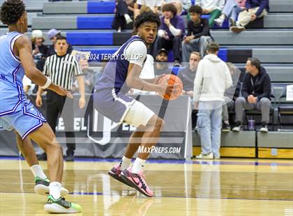 Thumbnail 1 in IMG Academy vs. LA Lumiere (5 for the Fight National Hoopfest) photogallery.
