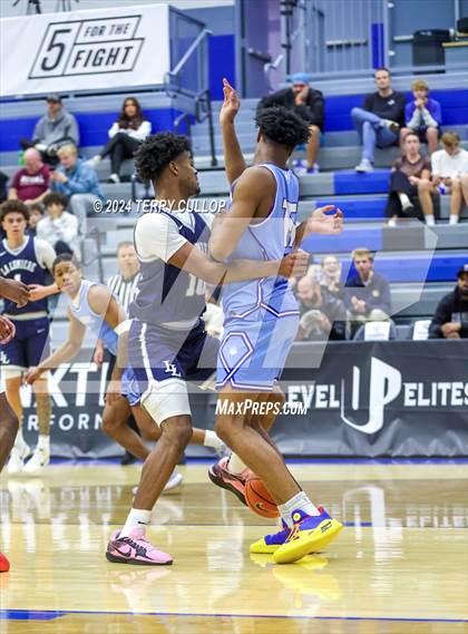 Thumbnail 2 in IMG Academy vs. LA Lumiere (5 for the Fight National Hoopfest) photogallery.