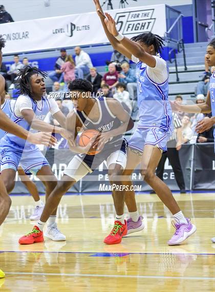 Thumbnail 1 in IMG Academy vs. LA Lumiere (5 for the Fight National Hoopfest) photogallery.