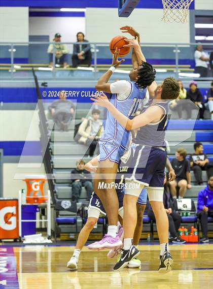 Thumbnail 1 in IMG Academy vs. LA Lumiere (5 for the Fight National Hoopfest) photogallery.
