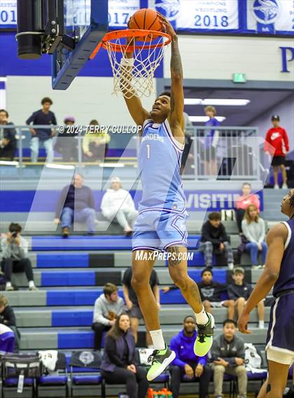 Thumbnail 1 in IMG Academy vs. LA Lumiere (5 for the Fight National Hoopfest) photogallery.