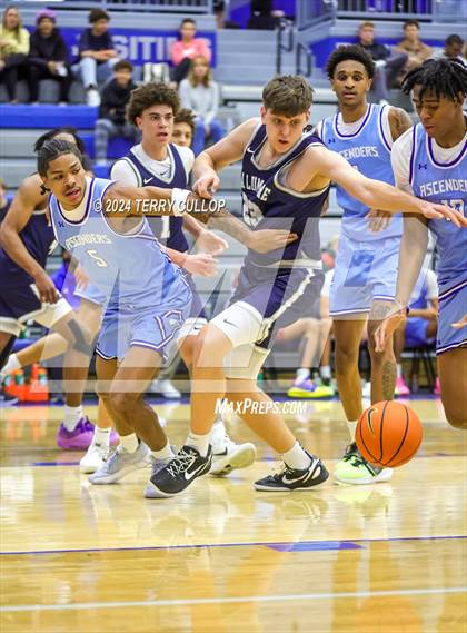Thumbnail 3 in IMG Academy vs. LA Lumiere (5 for the Fight National Hoopfest) photogallery.