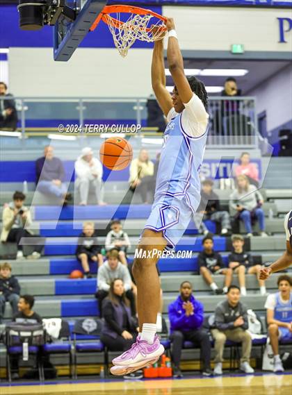 Thumbnail 1 in IMG Academy vs. LA Lumiere (5 for the Fight National Hoopfest) photogallery.