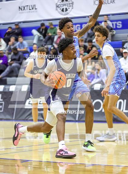 Thumbnail 2 in IMG Academy vs. LA Lumiere (5 for the Fight National Hoopfest) photogallery.