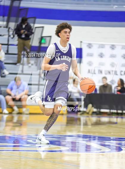 Thumbnail 3 in IMG Academy vs. LA Lumiere (5 for the Fight National Hoopfest) photogallery.