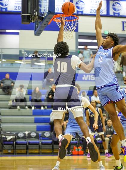 Thumbnail 2 in IMG Academy vs. LA Lumiere (5 for the Fight National Hoopfest) photogallery.