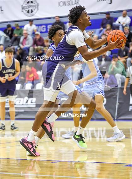 Thumbnail 1 in IMG Academy vs. LA Lumiere (5 for the Fight National Hoopfest) photogallery.