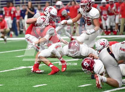 Thumbnail 3 in Salado Vs Bellville (District 4A Div II Round Three) photogallery.