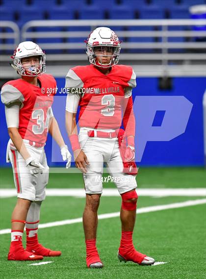 Thumbnail 2 in Salado Vs Bellville (District 4A Div II Round Three) photogallery.
