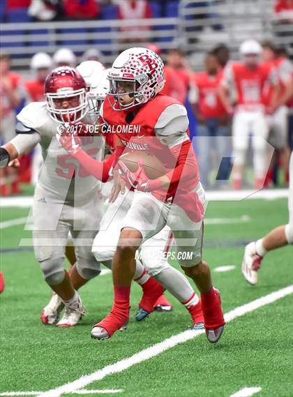 Thumbnail 1 in Salado Vs Bellville (District 4A Div II Round Three) photogallery.