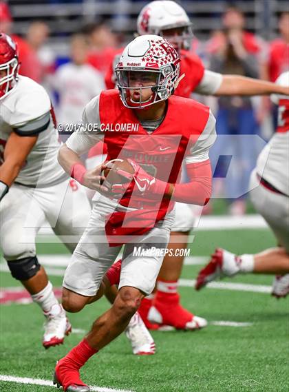 Thumbnail 2 in Salado Vs Bellville (District 4A Div II Round Three) photogallery.