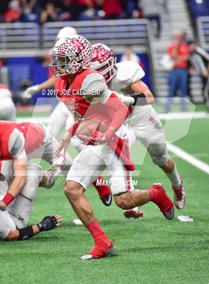 Thumbnail 1 in Salado Vs Bellville (District 4A Div II Round Three) photogallery.