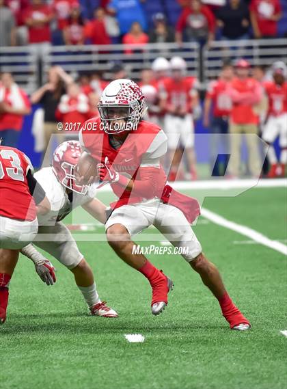 Thumbnail 3 in Salado Vs Bellville (District 4A Div II Round Three) photogallery.