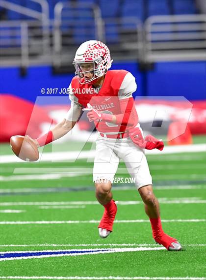 Thumbnail 3 in Salado Vs Bellville (District 4A Div II Round Three) photogallery.