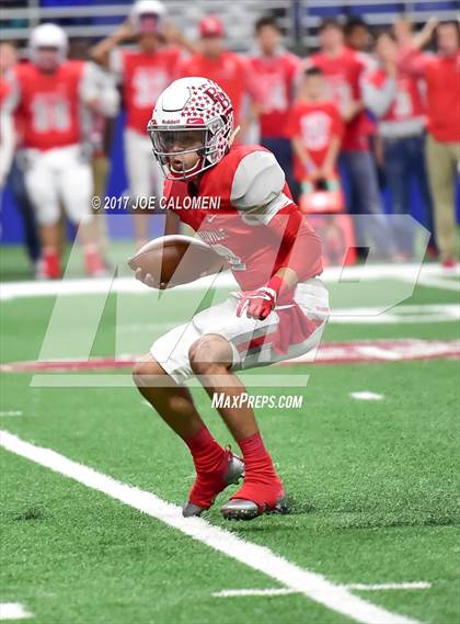 Thumbnail 3 in Salado Vs Bellville (District 4A Div II Round Three) photogallery.