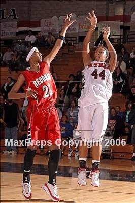 Thumbnail 2 in Redondo @ Ayala (Section Playoffs) photogallery.