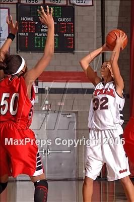 Thumbnail 2 in Redondo @ Ayala (Section Playoffs) photogallery.
