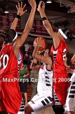 Thumbnail 2 in Redondo @ Ayala (Section Playoffs) photogallery.