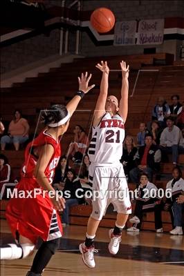 Thumbnail 2 in Redondo @ Ayala (Section Playoffs) photogallery.