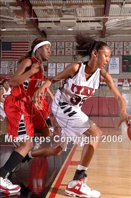 Thumbnail 1 in Redondo @ Ayala (Section Playoffs) photogallery.