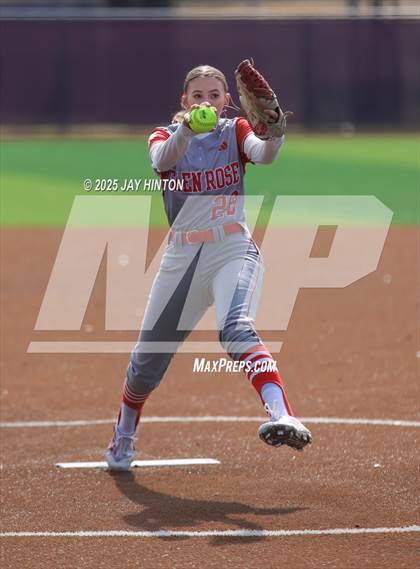 Thumbnail 1 in Glen Rose @ Godley photogallery.