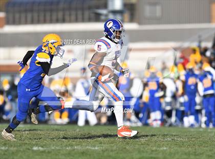 Thumbnail 1 in East St. Louis @ Crete-Monee (IHSA Class 6A Semifinal) photogallery.