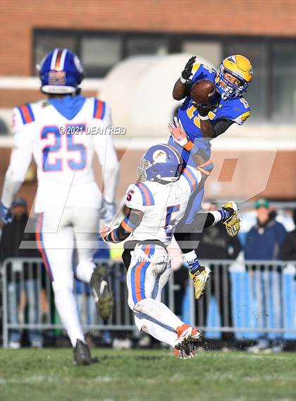 Thumbnail 3 in East St. Louis @ Crete-Monee (IHSA Class 6A Semifinal) photogallery.