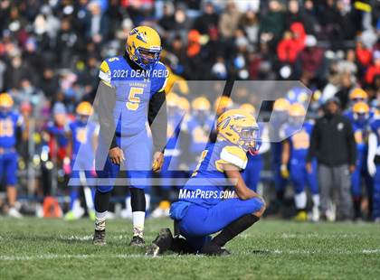 Thumbnail 3 in East St. Louis @ Crete-Monee (IHSA Class 6A Semifinal) photogallery.
