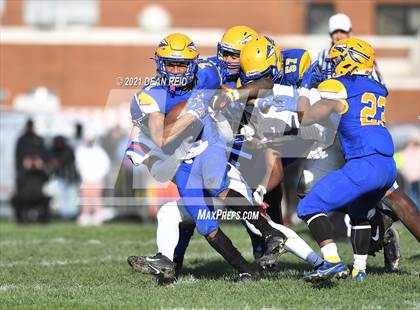 Thumbnail 3 in East St. Louis @ Crete-Monee (IHSA Class 6A Semifinal) photogallery.