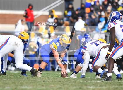 Thumbnail 3 in East St. Louis @ Crete-Monee (IHSA Class 6A Semifinal) photogallery.