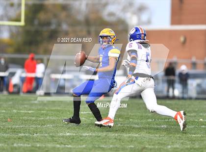 Thumbnail 1 in East St. Louis @ Crete-Monee (IHSA Class 6A Semifinal) photogallery.