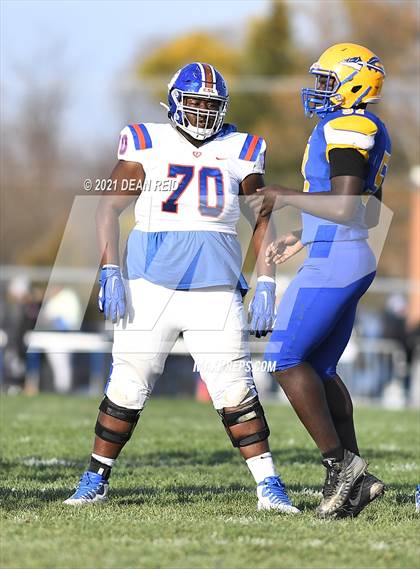 Thumbnail 2 in East St. Louis @ Crete-Monee (IHSA Class 6A Semifinal) photogallery.